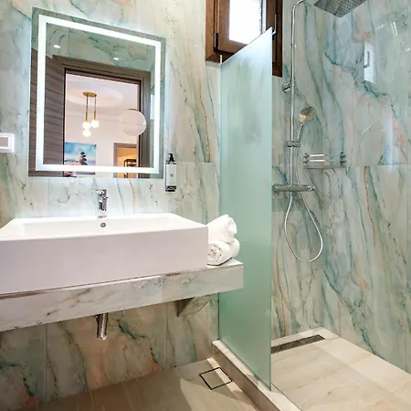 Beautiful Alice Luxury 度假居 *