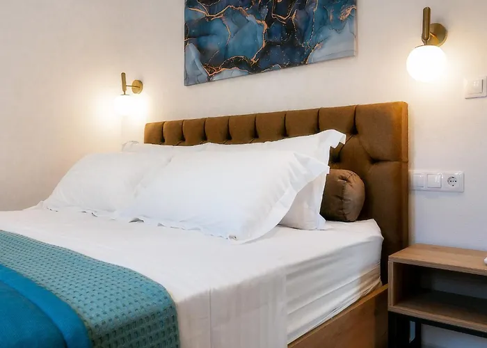 Beautiful Alice Luxury Alikí