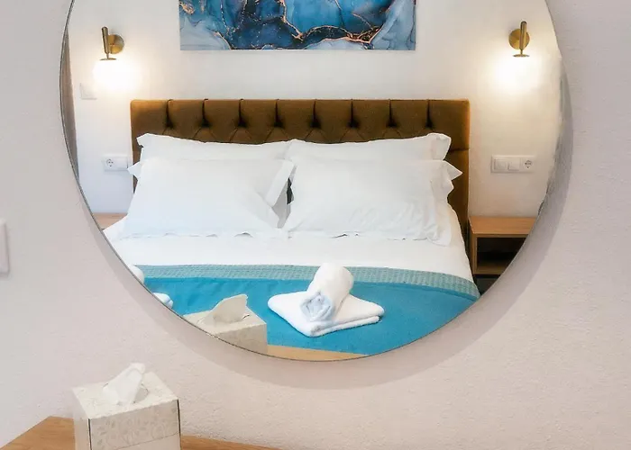 Beautiful Alice Luxury