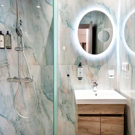 Beautiful Alice Luxury Alikí