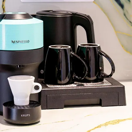 Beautiful Alice Luxury