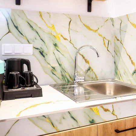 Beautiful Alice Luxury *