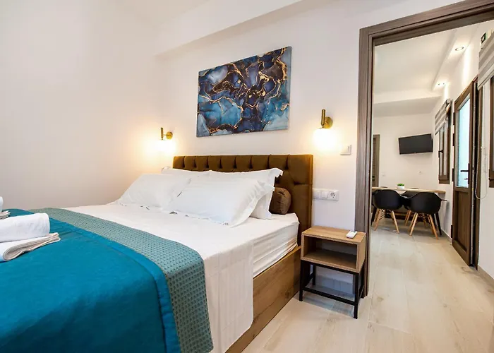 Beautiful Alice Luxury